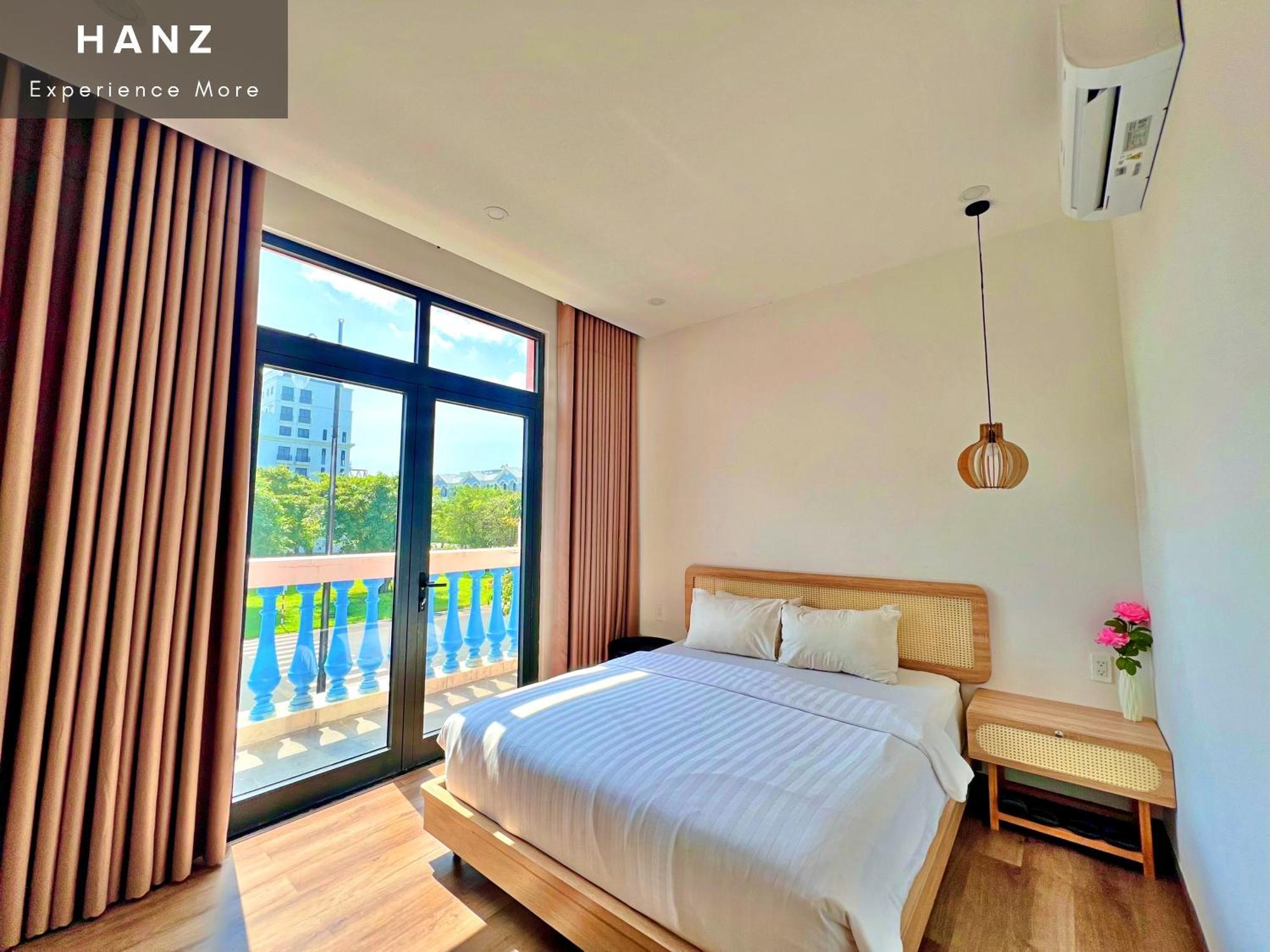 Hanz Sofia Grand Lago Фу Куок Стая снимка