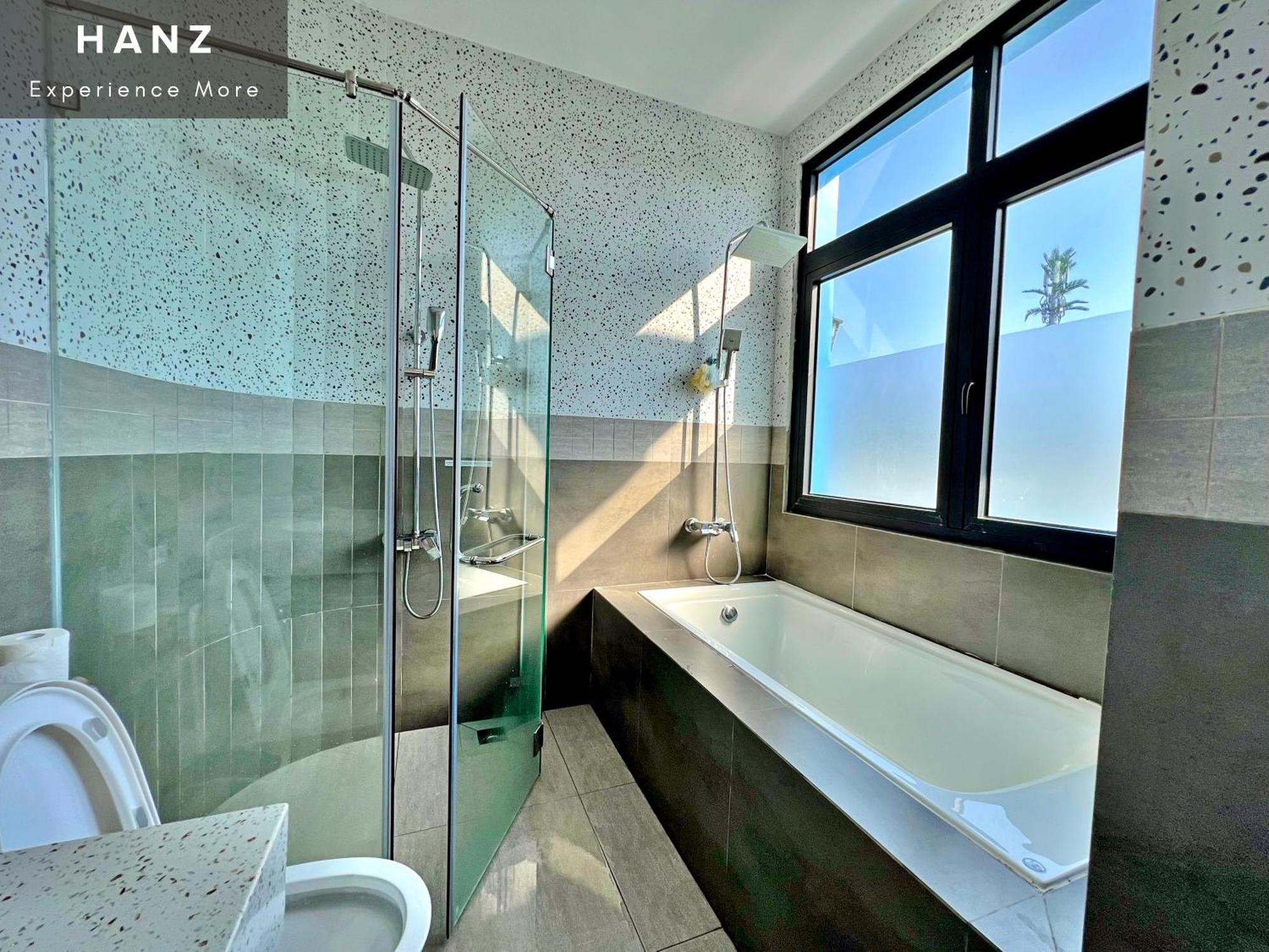 Hanz Sofia Grand Lago Фу Куок Стая снимка